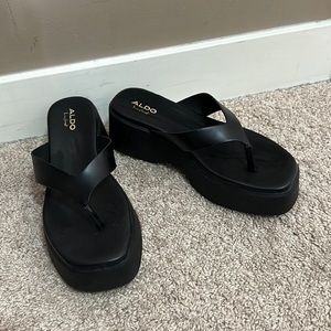 aldo platform black sandals